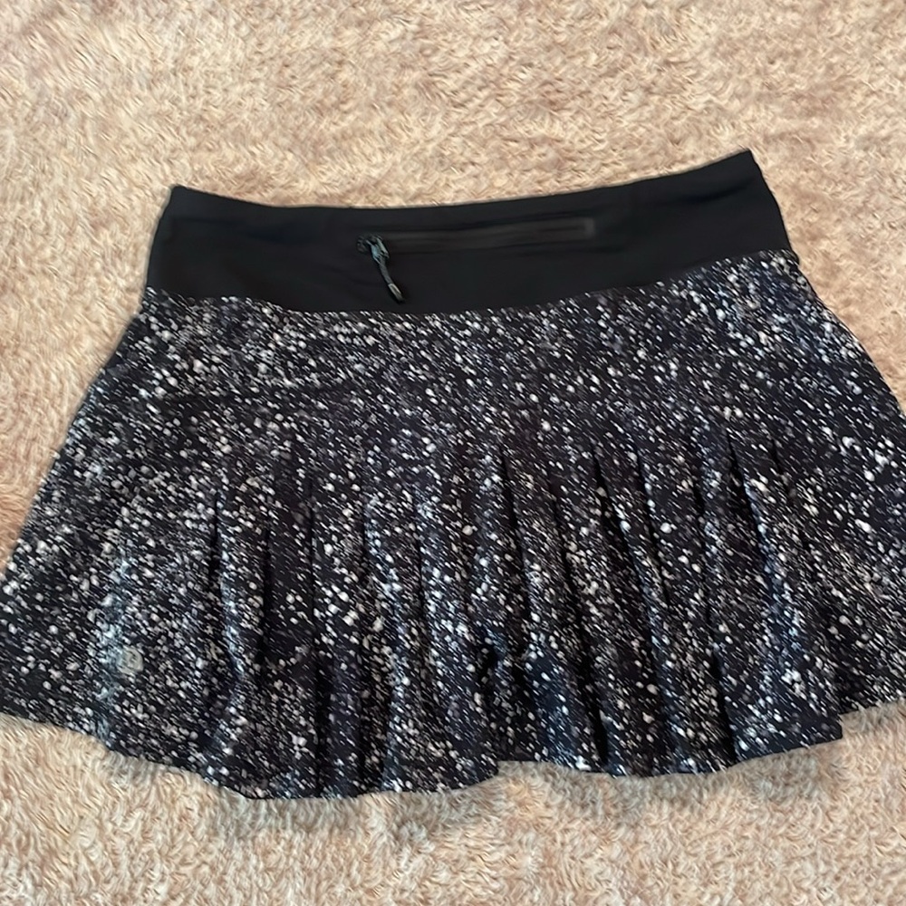 LULULEMON EUC ruffled skirt bundle of 3 - all size 4 - Picture 8 of 16